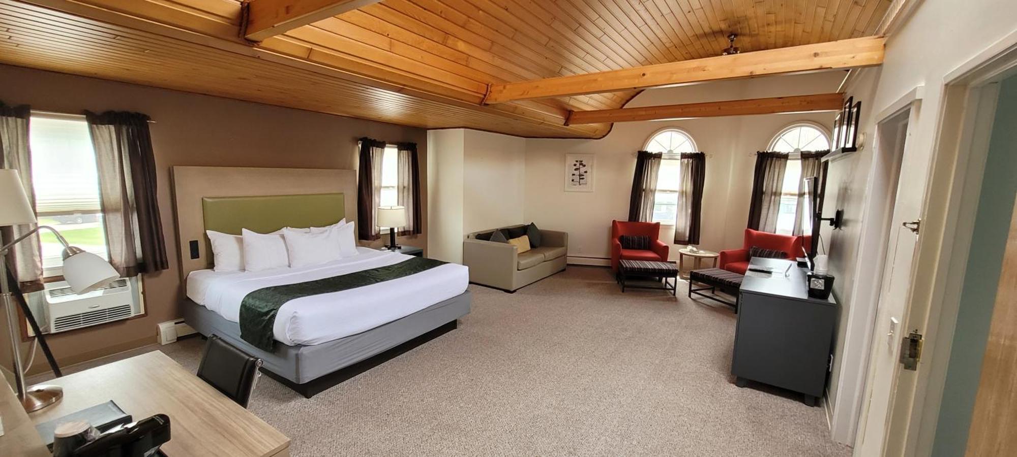 Pictured Rocks Inn And Suites Munising Exteriör bild