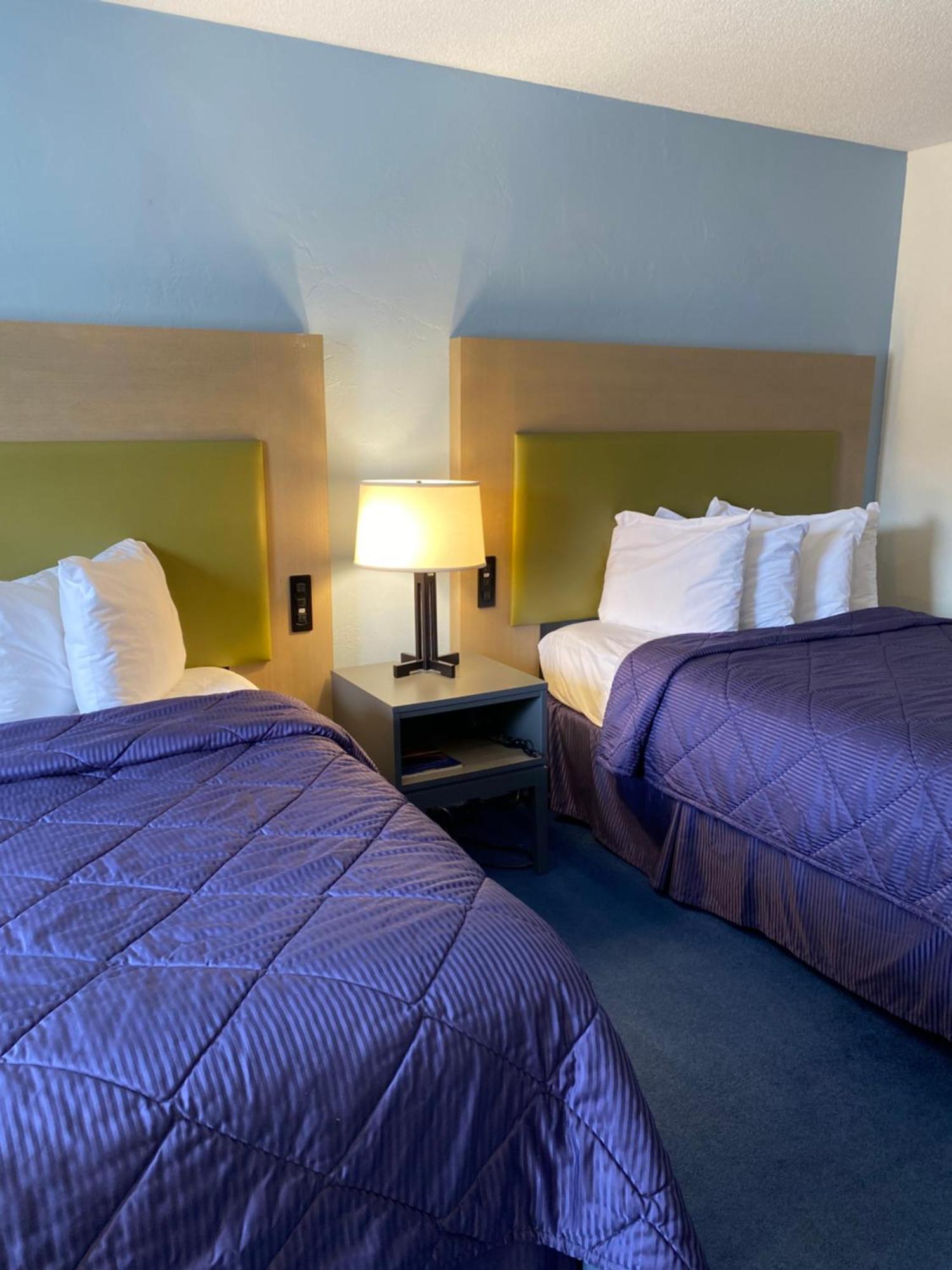 Pictured Rocks Inn And Suites Munising Exteriör bild