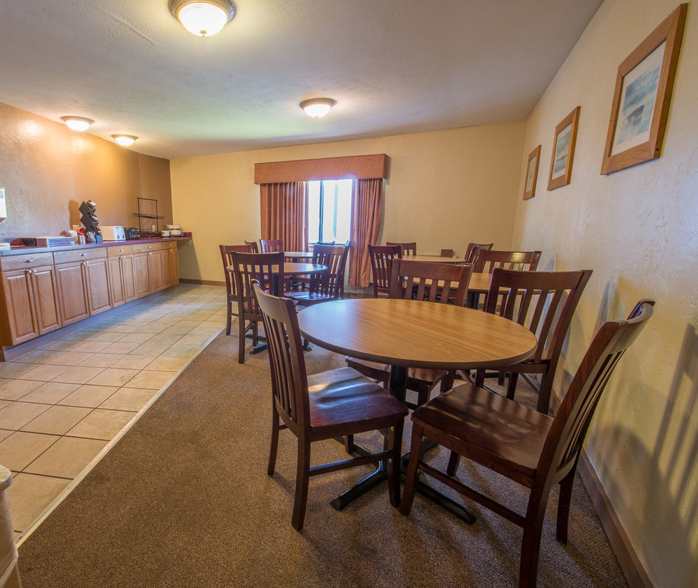 Pictured Rocks Inn And Suites Munising Exteriör bild